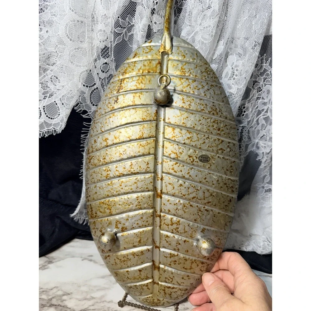 Metal‎ Leaf Wall Hanging Art or Decorative Tray 16